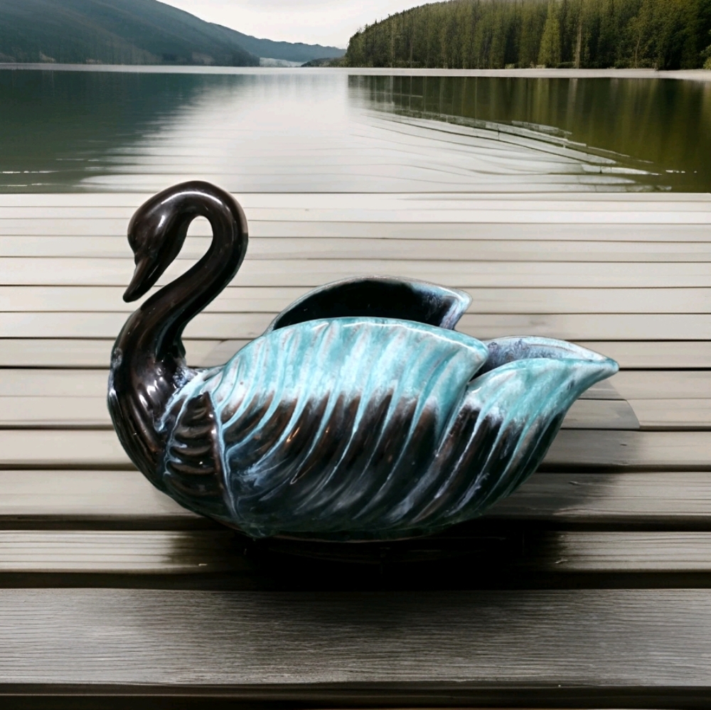 Vintage Blue Mountain Pottery Green Drip Glaze Swan Planter Vase